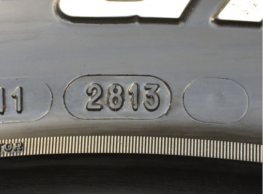 ยาง All BF Goodrich 285 70 17 ปลายปี13 ดอกเต็ม ใช้ยาว ราคาไม่แพง ยาง All BF Goodrich 285 70 17 ปลายปี13 ดอกเต็ม ใช้ยาว ราคาไม่แพง