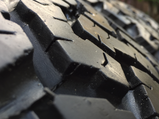 ยาง All BF Goodrich 285 70 17 ปลายปี13 ดอกเต็ม ใช้ยาว ราคาไม่แพง ยาง All BF Goodrich 285 70 17 ปลายปี13 ดอกเต็ม ใช้ยาว ราคาไม่แพง