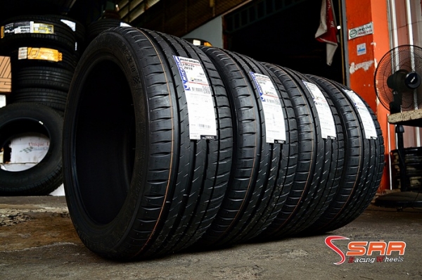 MICHELIN PILOT SPORT 4 235/45ZR18 เส้นละ 7,800 บาท MICHELIN PILOT SPORT 4 235/45ZR18 เส้นละ 7,800 บาท