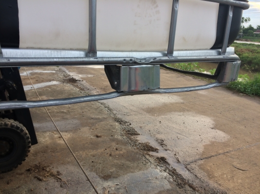 ขายถังน้ำนำเข้าญี่ปุ่นขนาด1050 ลิตรหนา