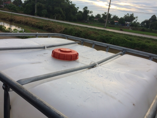 ขายถังน้ำนำเข้าญี่ปุ่นขนาด1050 ลิตรหนา