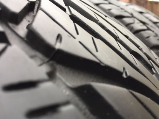 ยาง All Dunlop 30 9.5 R15 กลางปี15 ดอกเต็ม ใช้ยาว ราคาไม่แพง ยาง All Dunlop 30 9.5 R15 กลางปี15 ดอกเต็ม ใช้ยาว ราคาไม่แพง