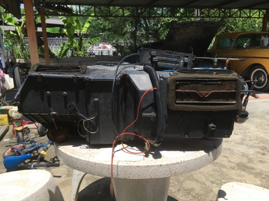 ตู้แอร์พร้อมพัดลมสภาพสวย