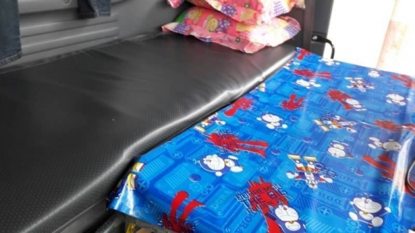 ขาย  2,100,000฿ ISUZU DECA 300 ปี58 วิ่ง 34x,xxx กม.  (แม่ดั้ม 12 ล้อ -ลูกดั้ม 2 คาน )ต่ออู่ ซี ที ทรัส.สวยๆ แม่ยาว 6.20ม.ลูกยาว6.20ม. บันทุกของได้ 31/32ตัน รถสวยเดิมบางยางดี มีให้เลือกหลาย พ่วง  รถอยู่ นครสวรรค์ 090-772-3710 090-772-3708