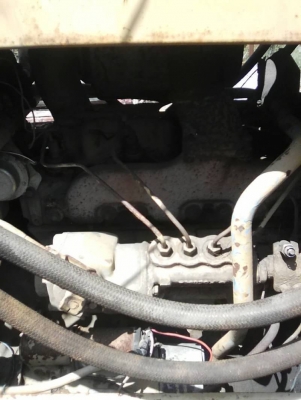 ขาย 195,000 CAT. D4D เครื่อง 43 v  เกียร์แรง ปั้มยกดี ช่วงล่างพร้อมใช้ รถอยู่  ปทุมธานี 090-772-3710 090-772-3708