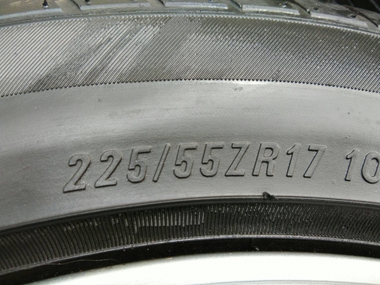 ขายแม็กโตโยต้า วีโก้ แชมป์ 6รูขอบ17 พร้อมยางMAXXIS 225/55R17 ปี12 สวยๆ จำนวน 1 ชุด พร้อมแท้24 ตัว ขายแม็กโตโยต้า วีโก้ แชมป์ 6รูขอบ17 พร้อมยางMAXXIS 225/55R17 ปี12 สวยๆ จำนวน 1 ชุด พร้อมแท้24 ตัว