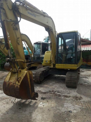 ขายKOMATSU PC60-7  เก่าญี่ปุ่นแท้ สภาพสสย เดิมๆๆ  เครื่องปั๊มดี  6,XXX  ชั่วโมง  พร้อมใช้  โทร 089-3818694  ดวงนภา