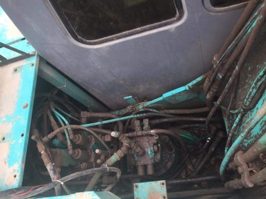 ต้องการขายรถแมคโค KOBELCO SK120 MARK V SUPPER