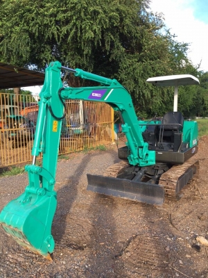 ขายรถขุดแบคโฮ KOBELCO SK024 (ขนาด PC 25)  รถเก่านอกแท้ 100\% {เครื่องแน่น ปั๊มแรง มีกระต่ายเต่า ระบบไว แทรคเหล็ก} รถพร้อมใช้งาน เอกสารใบอินวอยครบ      ????ราคา 260,000 ต่อรองได้???? ☎️สนใจติดต่อ 096-3268553 (สถิตย์พันธ์) ID LINE 0963268553 ????ร้านรุ่งเจริ