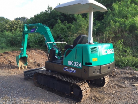 ขายรถขุดแบคโฮ KOBELCO SK024 (ขนาด PC 25)  รถเก่านอกแท้ 100\% {เครื่องแน่น ปั๊มแรง มีกระต่ายเต่า ระบบไว แทรคเหล็ก} รถพร้อมใช้งาน เอกสารใบอินวอยครบ      ????ราคา 260,000 ต่อรองได้???? ☎️สนใจติดต่อ 096-3268553 (สถิตย์พันธ์) ID LINE 0963268553 ????ร้านรุ่งเจริ