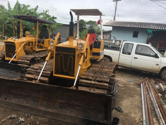 ขายแทร็กเตอร์D2-6 PL สไลด์3ทิศทาง สภาพสวยพร้อมใช้งาน เครื่องดีช่วงล่างดี ใบแทร็กเต็ม ราคาต่อรองคุยกันได้ โทร0616613023