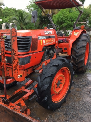 ขายด่วนรถแทรคเตอร์ คูโบต้า รุ่นM5000SU