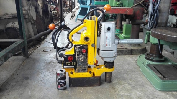 ** SOLD ** สว่านแม่เหล็กเจ็ทบอส ATORI TC-35 เจาะ 16-35 มม ไฟ 220V สภาพใหม่กริ้บ!!