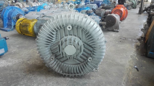 ** SOLD ** ริงโบวเวอร์เยอรมัน SIEMENS Made in GERMANY 3 HP 2890 RPM 380V สดเดิมพร้อมใช้ ** SOLD ** ริงโบวเวอร์เยอรมัน SIEMENS Made in GERMANY 3 HP 2890 RPM 380V สดเดิมพร้อมใช้