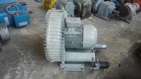 ** SOLD ** ริงโบวเวอร์เยอรมัน SIEMENS Made in GERMANY 3 HP 2890 RPM 380V สดเดิมพร้อมใช้