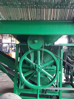 เครื่องฝาน หั่น มันสำปะหลัง โทร.093-2614555