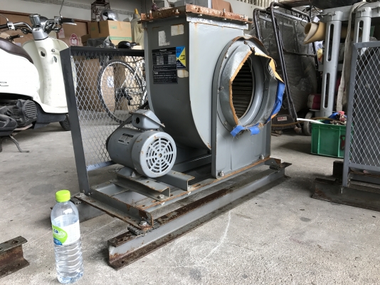 ขายพัดลมโบวเวอร์ดูด-เป่าอากาศ Panasonic มอเตอร์ Hitachi 1HP. 380V สภาพสวยเดิมๆ หมุนนิ่ม พร้อมใช้งาน มี 3ตัวครับ