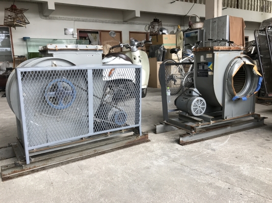 ขายพัดลมโบวเวอร์ดูด-เป่าอากาศ Panasonic มอเตอร์ Hitachi 1HP. 380V สภาพสวยเดิมๆ หมุนนิ่ม พร้อมใช้งาน มี 3ตัวครับ