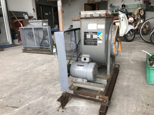 ขายพัดลมโบวเวอร์ดูด-เป่าอากาศ Panasonic มอเตอร์ Hitachi 1HP. 380V สภาพสวยเดิมๆ หมุนนิ่ม พร้อมใช้งาน มี 3ตัวครับ