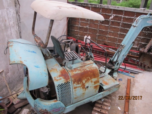 ขาย Komatsu PC20-7 ขายตามสภาพครับ