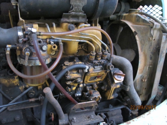 ขาย Komatsu PC20-7 ขายตามสภาพครับ