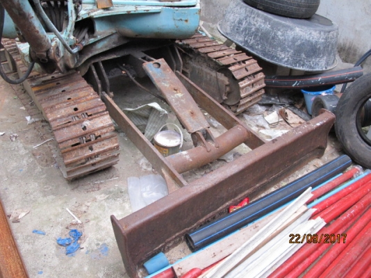 ขาย Komatsu PC20-7 ขายตามสภาพครับ