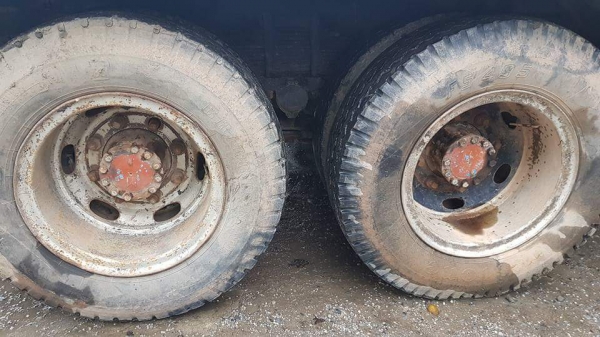 ขายแทรนเลอร์อีซุหัวยาว 2เพาไหย่  มียิ่ง DLได้ เครื่อง6BF1  185 แรง  เบครจิฟฟี่เพาเวอร์ เครื่องดีคัชซีไม่หักไม่ด้าม เล่มทะเบียนเอกสารครบราคา225000฿ต่อลอง0811336755ภัทร