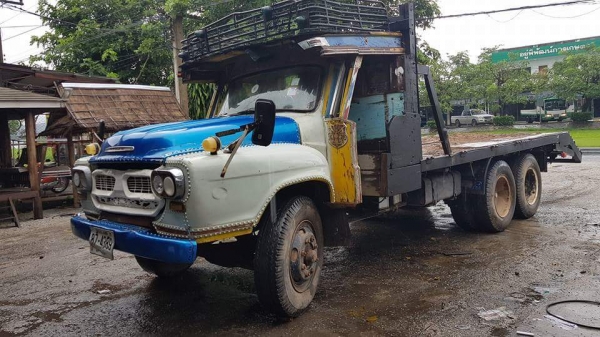 ขายแทรนเลอร์อีซุหัวยาว 2เพาไหย่  มียิ่ง DLได้ เครื่อง6BF1  185 แรง  เบครจิฟฟี่เพาเวอร์ เครื่องดีคัชซีไม่หักไม่ด้าม เล่มทะเบียนเอกสารครบราคา225000฿ต่อลอง0811336755ภัทร