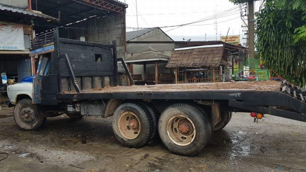 ขายแทรนเลอร์อีซุหัวยาว 2เพาไหย่  มียิ่ง DLได้ เครื่อง6BF1  185 แรง  เบครจิฟฟี่เพาเวอร์ เครื่องดีคัชซีไม่หักไม่ด้าม เล่มทะเบียนเอกสารครบราคา225000฿ต่อลอง0811336755ภัทร