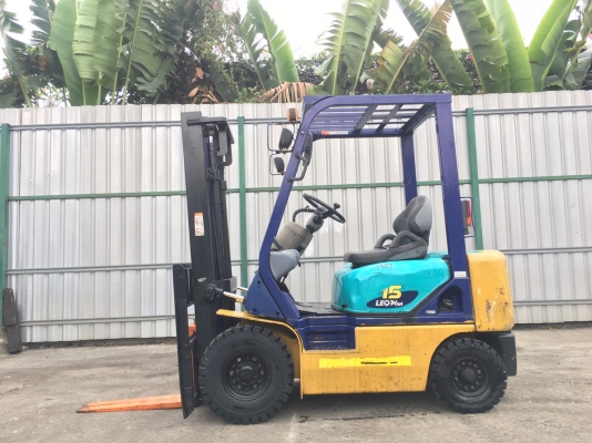 ขายรถญี่ปุ่น KOMATSU FD15T-17 1.5 ตัน 3 เมตร เครื่องยนต์ดีเซล ออโต้ ราคา 220,000 บาท โทร 094-426-7888 จะเด็ด