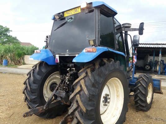 ขายรถไถฟอรด์รุ่นทีเอส90กองใหญ่เกีบ12&times;12ล่มครบ