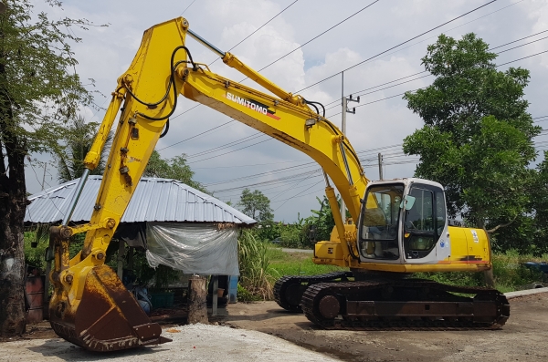 ขายด่วนรถแบคโฮSUMITOMO.SH.200-3รถนอกนำเข้าเก่าญี่ปุ่นแท้เดิมๆไม่เคยใช้งานในไทยเลยไฟฟ้าออโต้เต่ากะต่ายลายกะแทกครบเร็วเเรงไม่โหลด