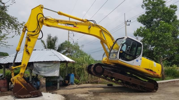 ขายด่วนรถแบคโฮSUMITOMO.SH.200-3รถนอกนำเข้าเก่าญี่ปุ่นแท้เดิมๆไม่เคยใช้งานในไทยเลยไฟฟ้าออโต้เต่ากะต่ายลายกะแทกครบเร็วเเรงไม่โหลด