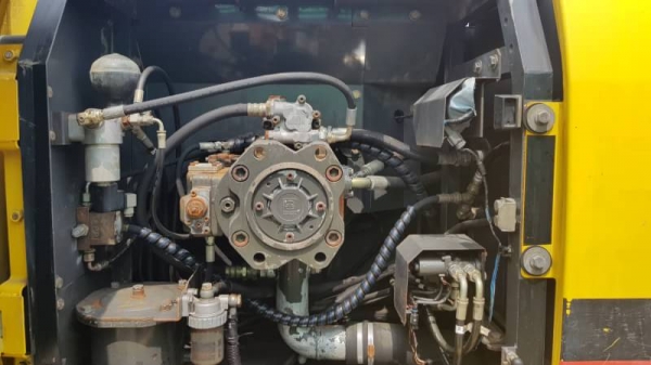 ขายด่วนรถแบคโฮSUMITOMO.SH.200-3รถนอกนำเข้าเก่าญี่ปุ่นแท้เดิมๆไม่เคยใช้งานในไทยเลยไฟฟ้าออโต้เต่ากะต่ายลายกะแทกครบเร็วเเรงไม่โหลด