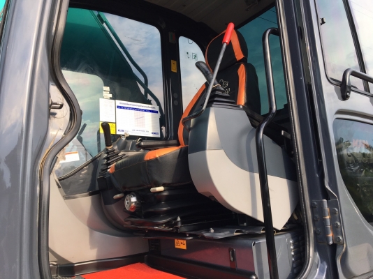 ขายด่วน!! Kobelco SK200-8 super XM ไมล์ ชม. 6500 สภาพสวยมากค่ะ