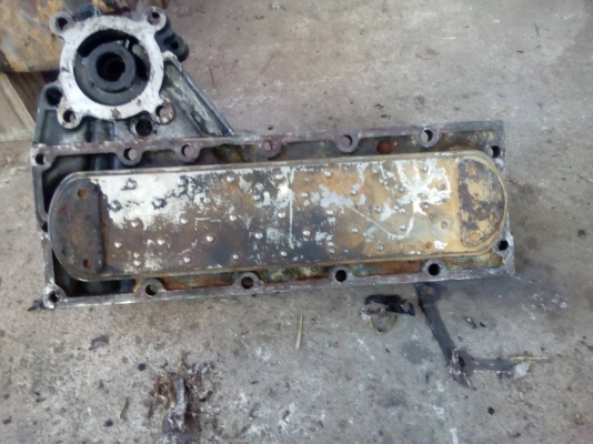 ขายอะไหล่ชิ้นส่วนเครื่อง6- D-95 ใส่รถแมคโค PC-120-3 มีหลายรายการครับ