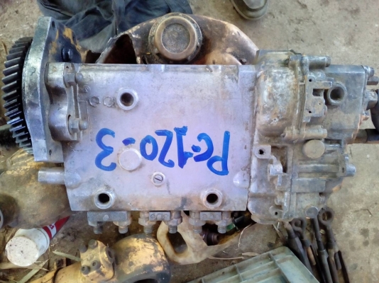 ขายอะไหล่ชิ้นส่วนเครื่อง6- D-95 ใส่รถแมคโค PC-120-3 มีหลายรายการครับ