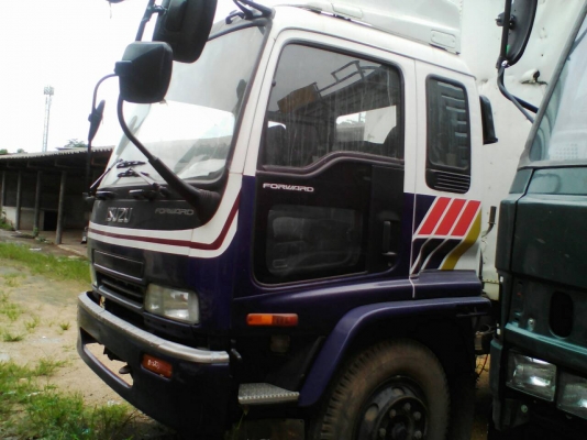 6 ล้อใหญ่ isuzu เดก้า 200 แรง 6 ล้อใหญ่ isuzu เดก้า 200 แรง