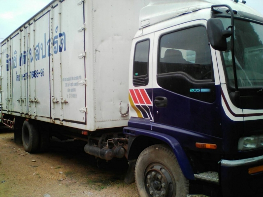 6 ล้อใหญ่ isuzu เดก้า 200 แรง 6 ล้อใหญ่ isuzu เดก้า 200 แรง