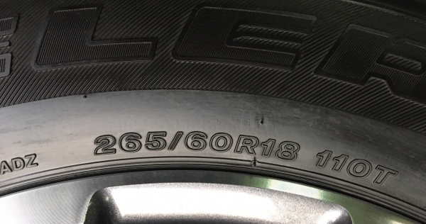 แม็กป้ายแดง New ford ranger wildtrak ขอบ18  พร้อมยางป้ายแดง Bridgestone 265-60-18 ปี 17