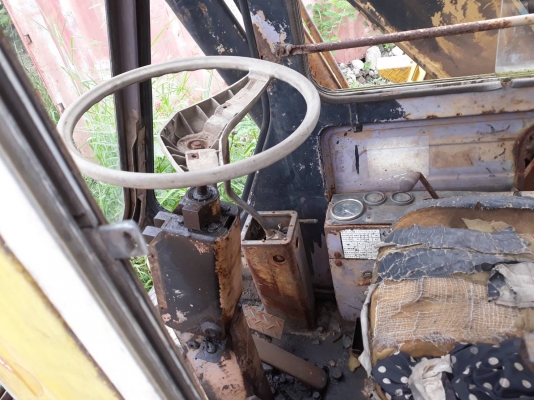 แบคโคล้อยาง2เพลา พร้อมหัวคีบ KOMATSU PW100-1 พร้อมใช้งาน แบคโคล้อยาง2เพลา พร้อมหัวคีบ KOMATSU PW100-1 พร้อมใช้งาน