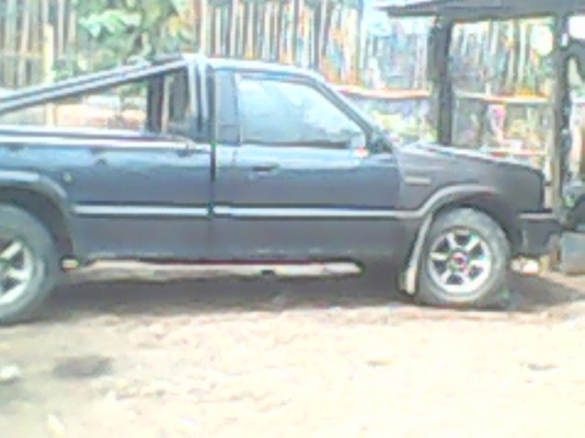 รถ มาสด้า D 2200 เครื่องมังกรทอง เทอร์โบ หัวเดียว สภาพดี เกียร์ไม่ดัง คัตซีสภาพดี เครื่องไม่เยื้อม สภาพพร้อมใช้งาน สนใจติดต่อ คุณคิว โทร 080-6649546  อยู่ อำเภอชัยบาดาล จังหวัดลพบุรี