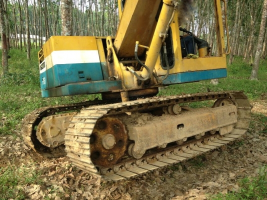 รถแบคโฮ KOMATSU  10HT - 2  สนใจติดต่อ 081 - 6079515