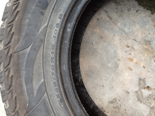 ขายยาง Road-venture 245/70R16ปี0512/4เส้นสวยๆดอกเต็ม ขายยาง Road-venture 245/70R16ปี0512/4เส้นสวยๆดอกเต็ม
