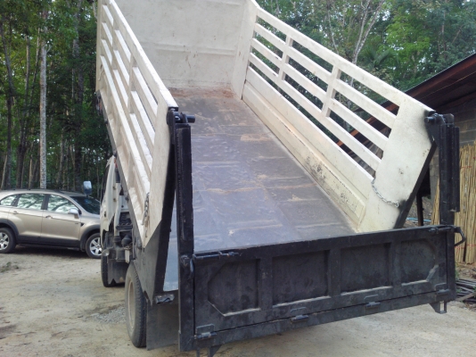 ขายรถบรรทุก 6ล้อดัมพ์ HINO 130 Turbo EURO 2 ขายรถบรรทุก 6ล้อดัมพ์ HINO 130 Turbo EURO 2