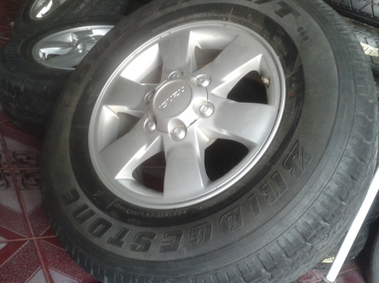 แม็กISUZUขอบ16"Hi-lander(ตัวยกสูง) พร้อมยาง245/70/16 ยกชุด5,900บ