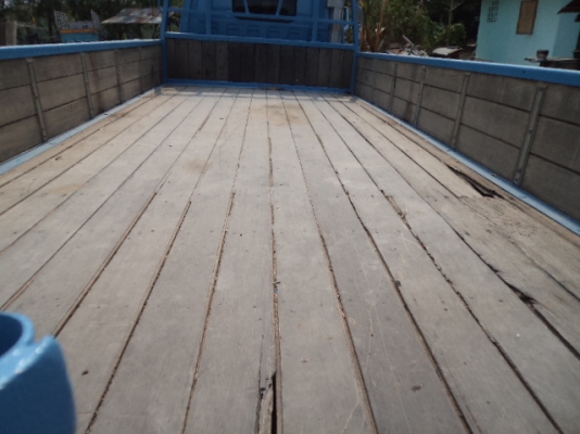 ขายรถ6ล้ออีซูซุNKR 110แรงปี37 พวงมาลัยเาเวอร์