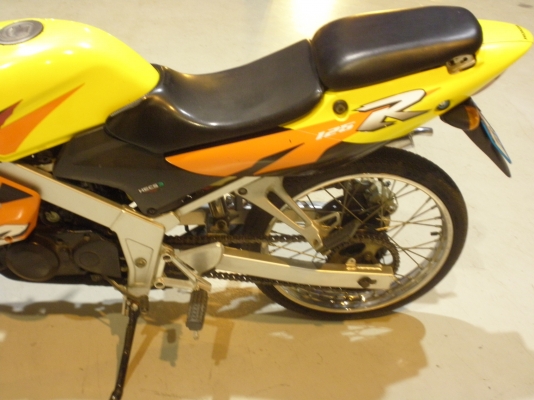 HONDA  LS 125 CC  ขายด่วนตัวใหม่ปี45 เสื้อเงินแท้