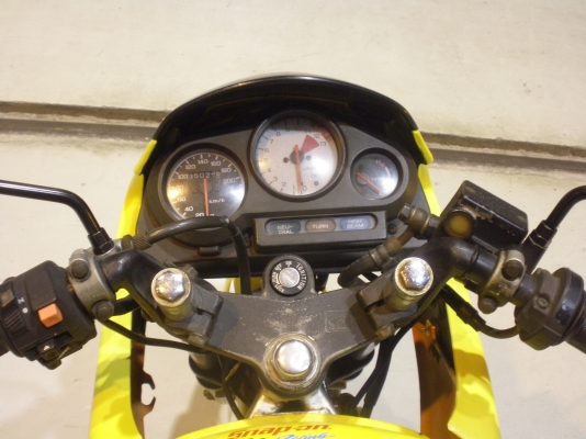 HONDA  LS 125 CC  ขายด่วนตัวใหม่ปี45 เสื้อเงินแท้