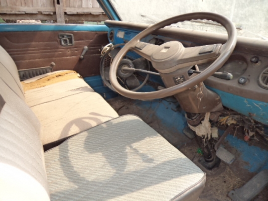 ขายรถนวดข้าวอีซูซุ4ล้อกลาง85แรง